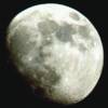 © B. Kühne; Mond mit 2fach Barlowlinse, 1/60, 5'' Mak.-Newton, 06.März 2001, 400 ASA