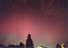 © O. Dörwang; Polarlicht vom 31.03.2001 in der Zeit von 21:45 Uhr bis 22:10 Uhr. Belichtungszeit: 10 sek. bis 60 sek., 28 mm Weitwinkel, Film: Kodak Royal 400