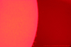 © N. Kloth; 2. ATO vom 14. - 16. September 2007; ...nun aber mal Tatsachen von der Sonne: Schöne Protzuberanzen. Der schwache Saum zwischen Sonnenrand und Weltraum ist die Chromosphäre. Unbearbeitet und mit dem Kit-Zoomobjektiv einfach afokal fotografiert.