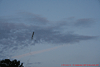 © N. Kloth; 2. ATO vom 14. - 16. September 2007; ...nachdem die Rakete alles verbrannt hat, hüpft sie von der Rauchfahne und schwebt mit dem Fallschirm zur Erde zurück: Ein Teufelskreis... ;-)